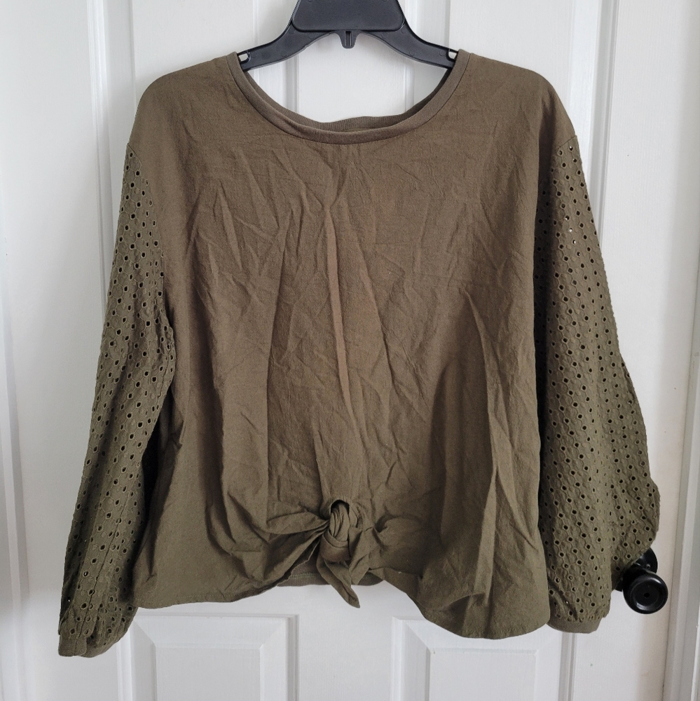 Umgee Balloon Eyelet Long Sleeve Tie Knot Moss Green Blouse Women’s Size Medium